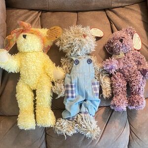 3 Progressive Plush stuffed animals  (Tarrah , Betsy and Ryan). Preowned